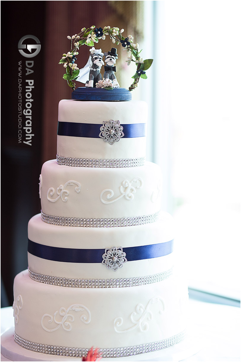 Wedding Cake at Casablanca Wintery Inn