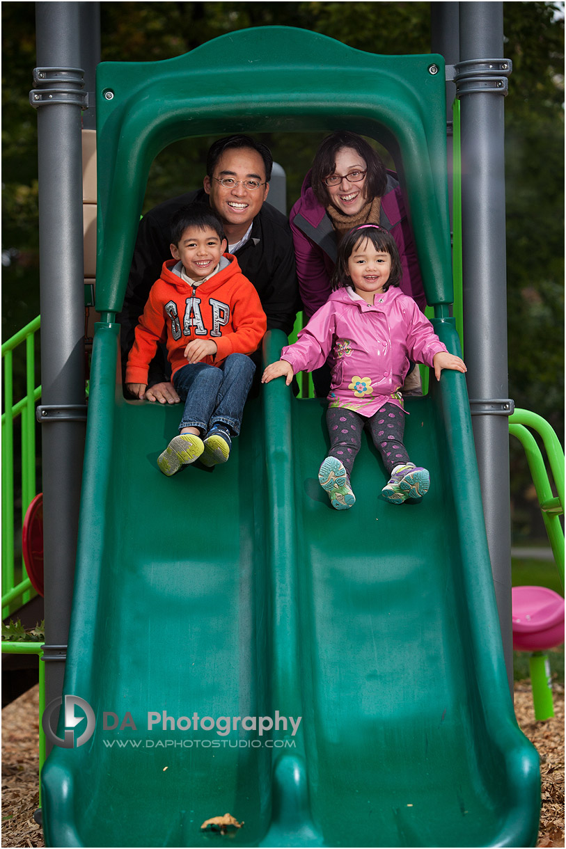 Casual Family Pictures at Hiawatha Park