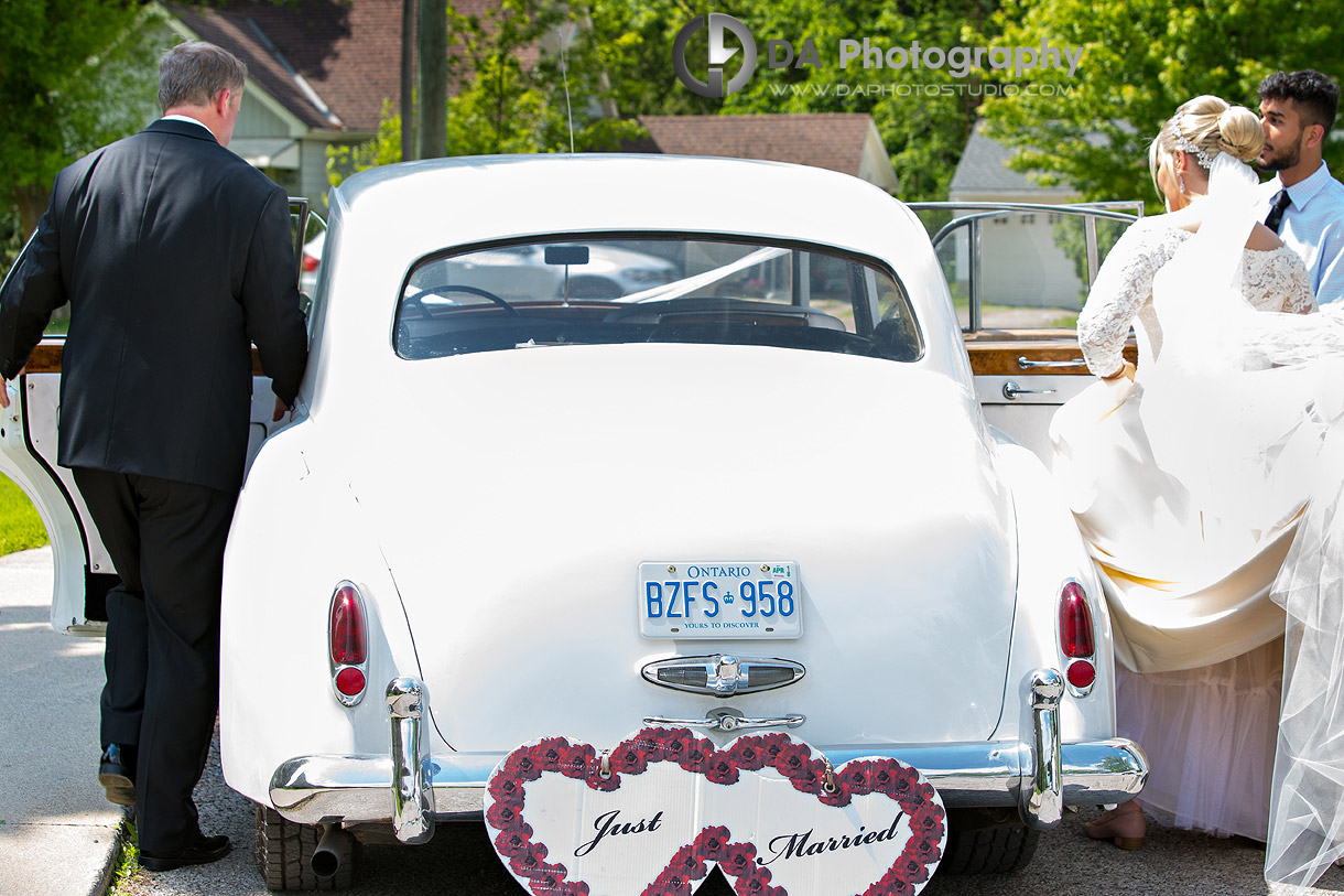 Bride and Groom in Waterdown