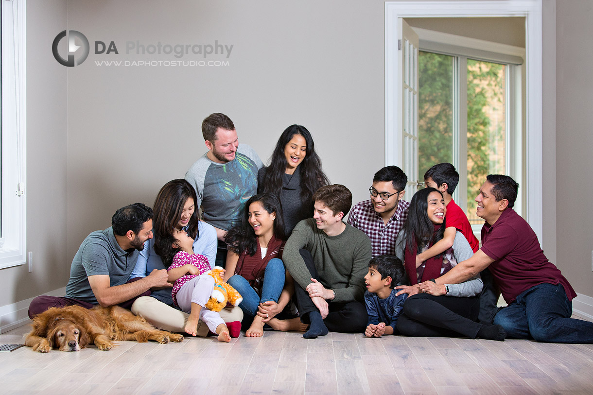 Family Photographer giving back