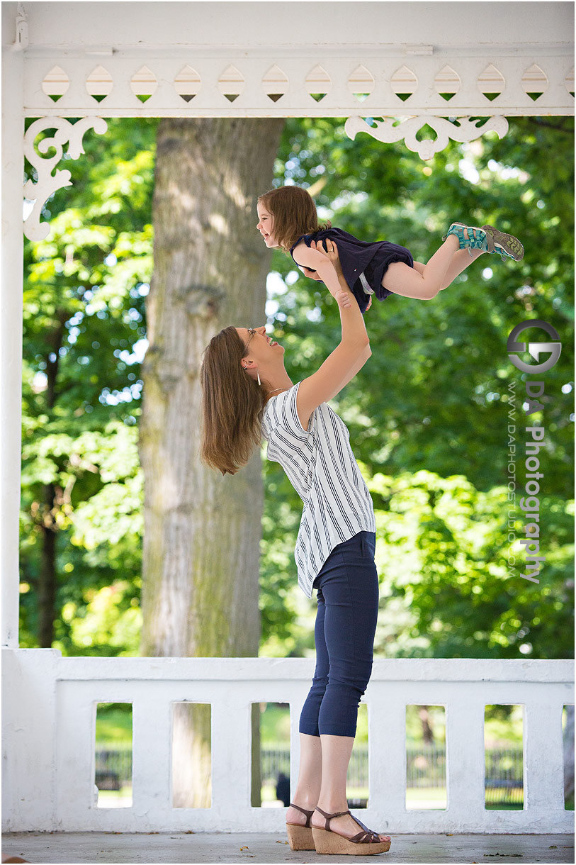 Lifestyle Children Photography at Gage Park