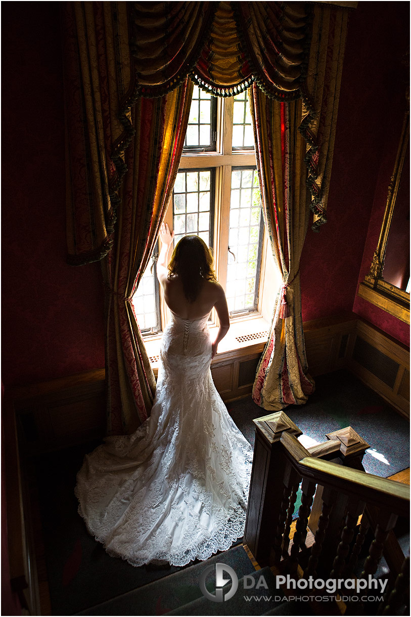 Bride at Bob Rumball Manor