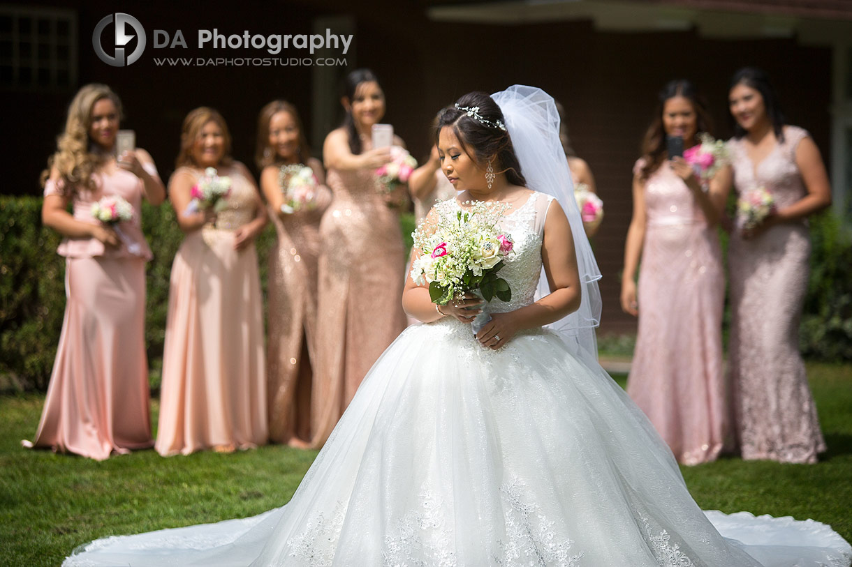 Bride at Erchelss Estate in Oakville