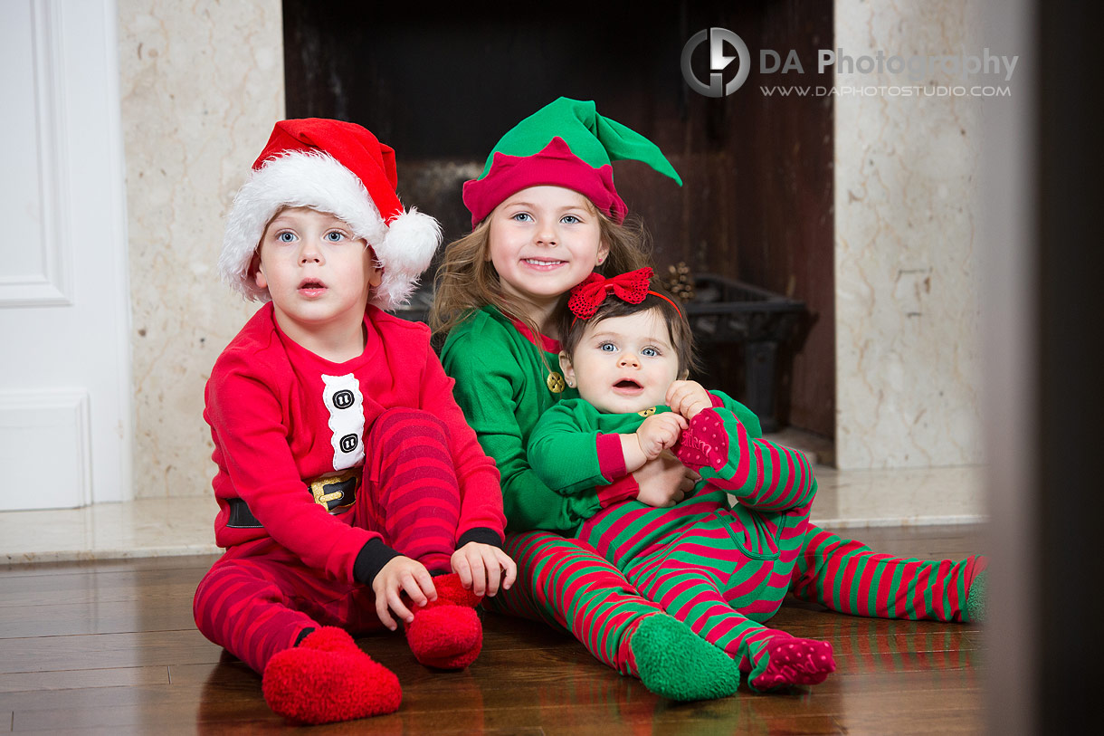 Family holiday photos in Oakville