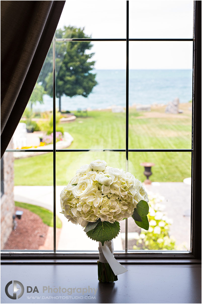 Bride's bouquet at Edgewater Manor