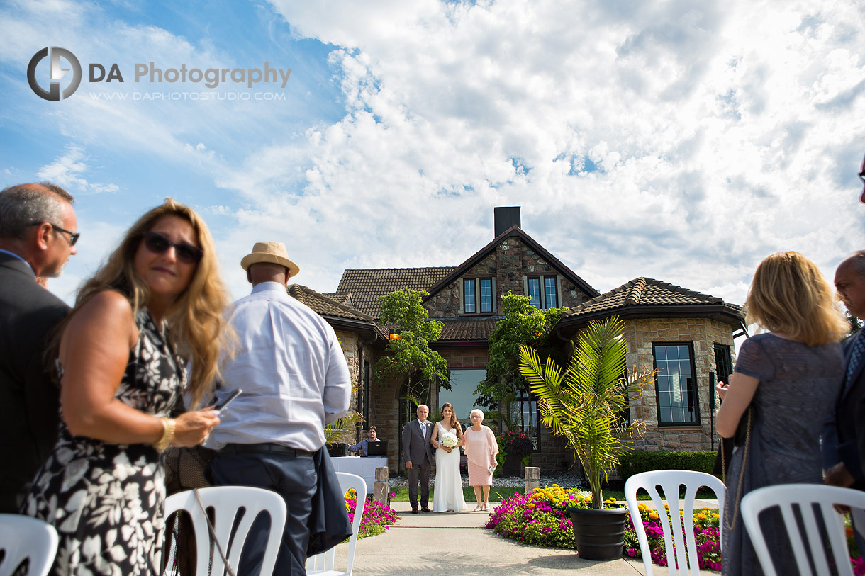 Wedding Ceremonies at Edgewater Manor in Stoney Creek