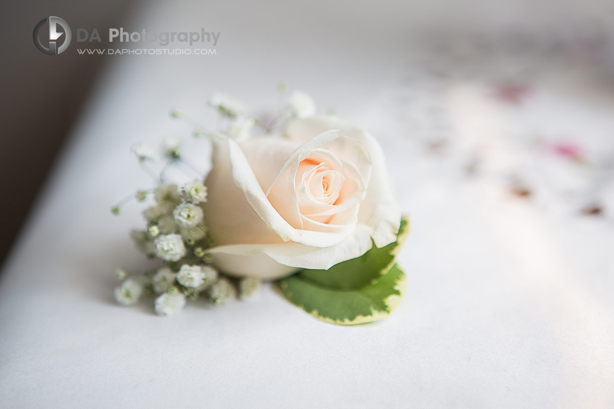 Wedding photos of buttoners