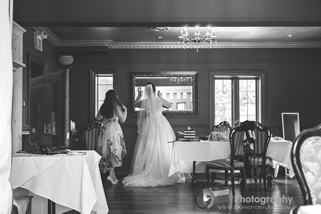 Wedding Pictures at Edgewater Manor in Stoney Creek