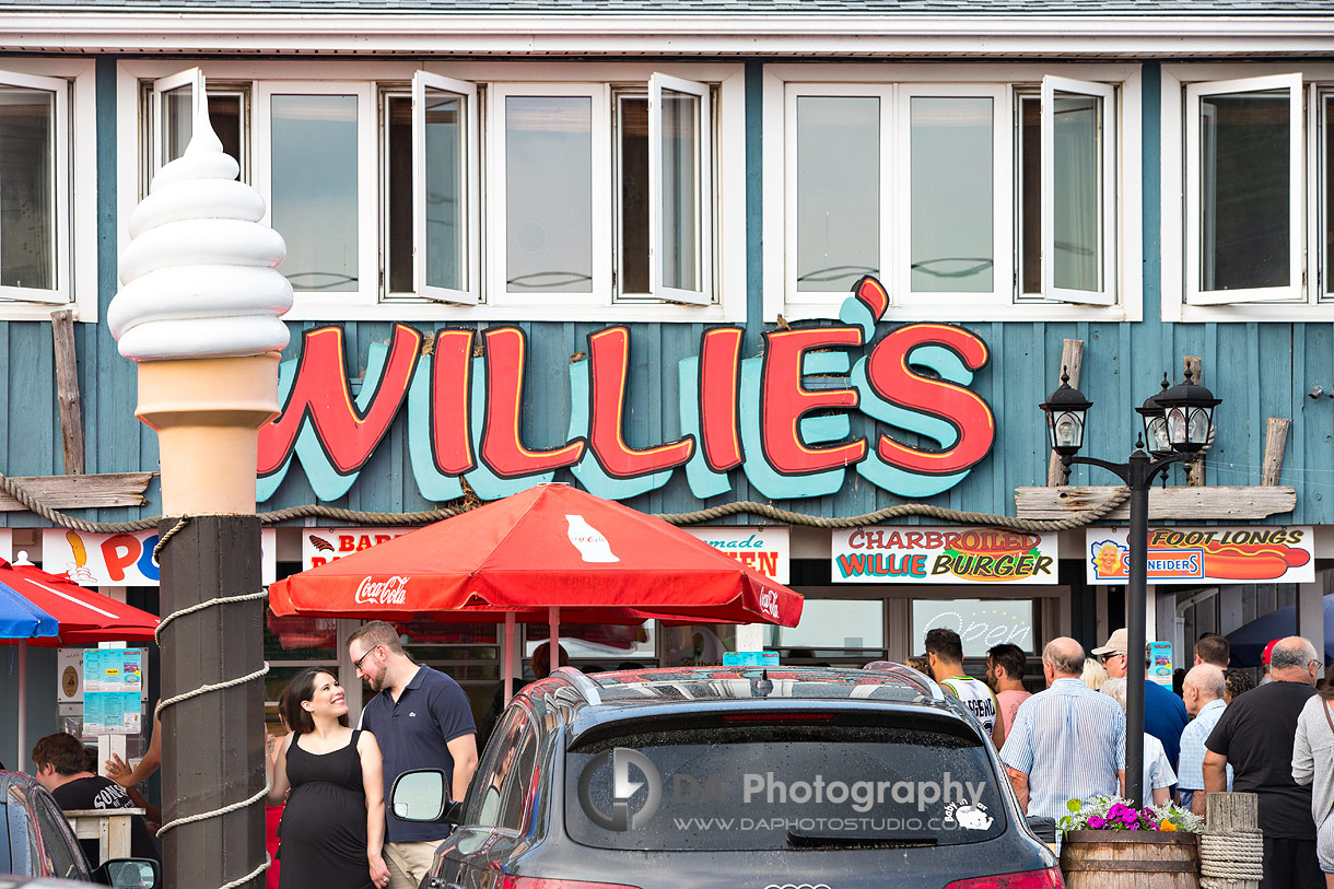 Willie's burger photos in Port Dover