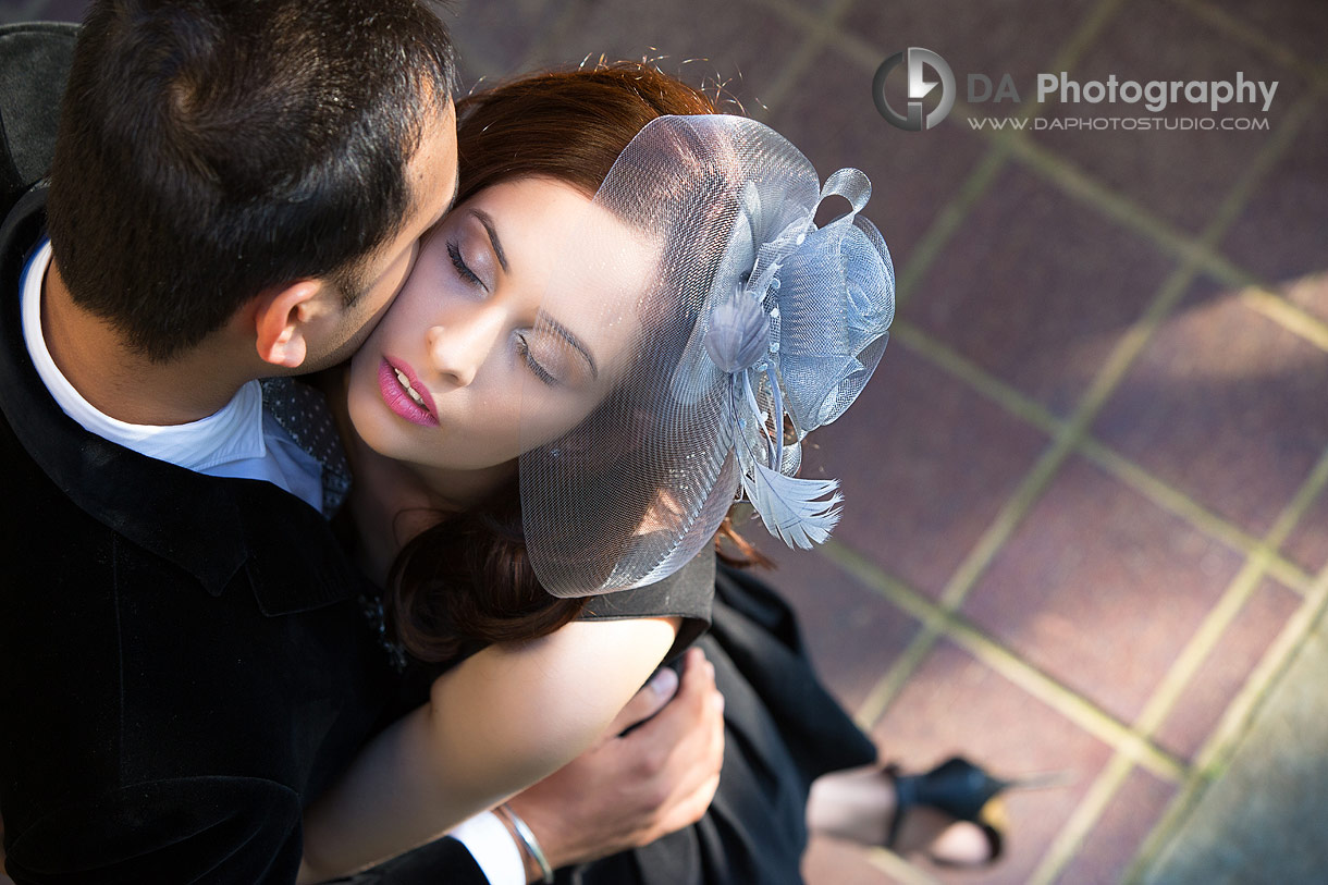 Intimate Couples Photo at Gairloch Gardens in Oakville