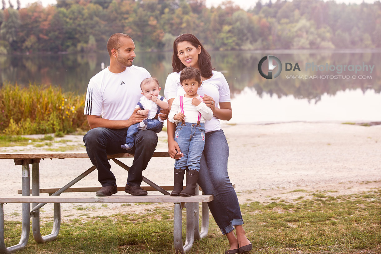 Family outdoor photos in Brampton