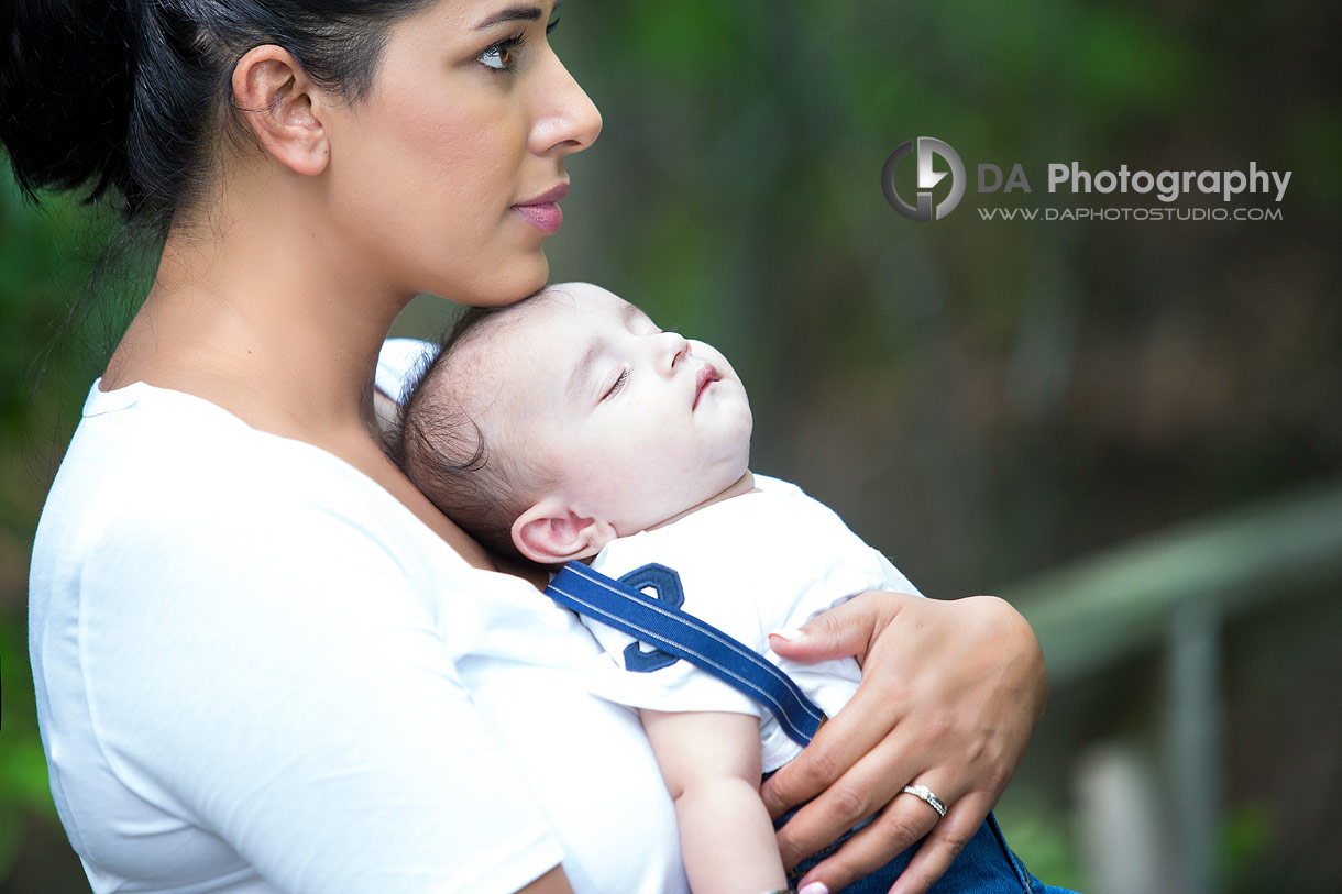 Baby outdoors pictures at Heart Lake Conservation Area