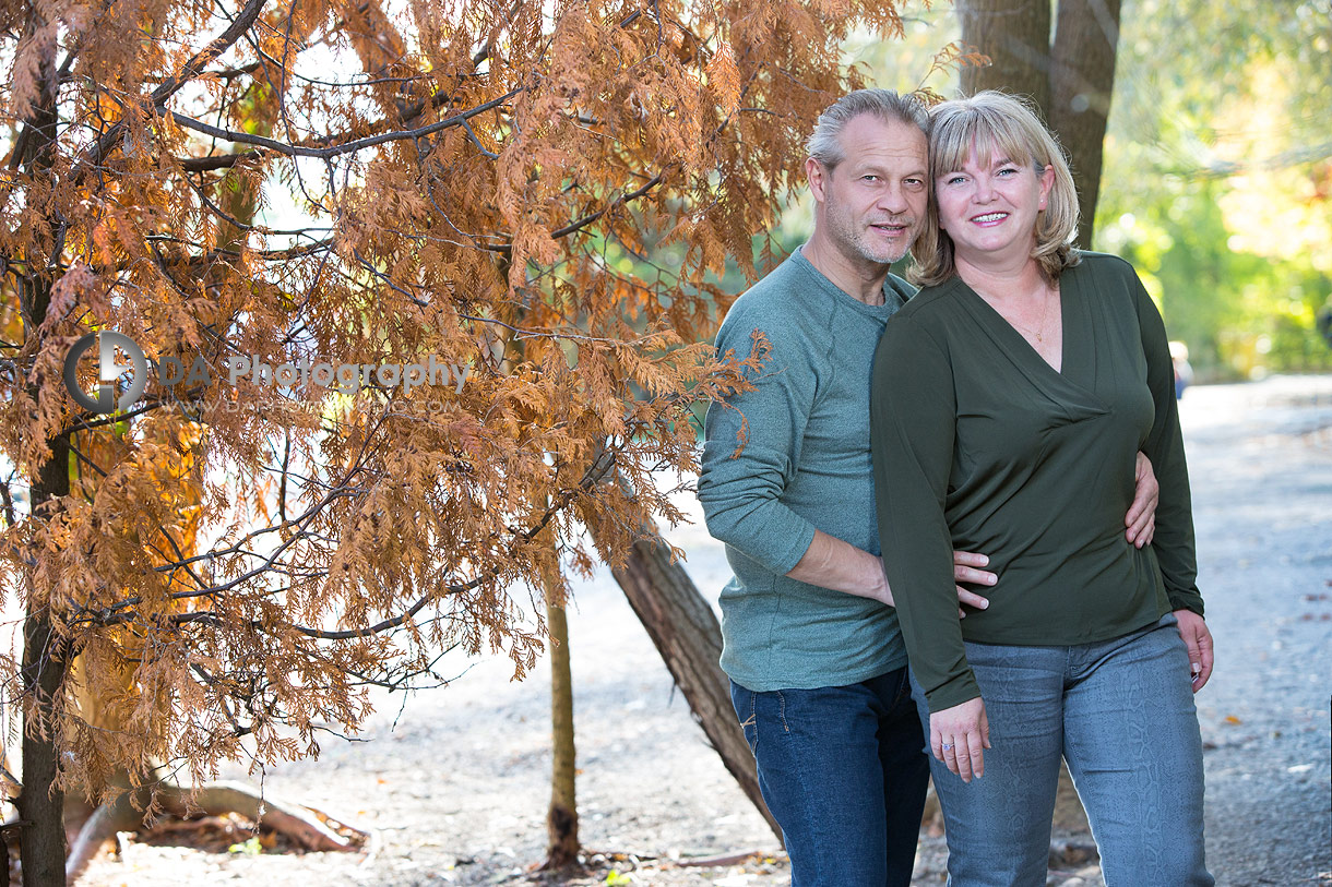 Couple photo at LaSalle Park in Burlington