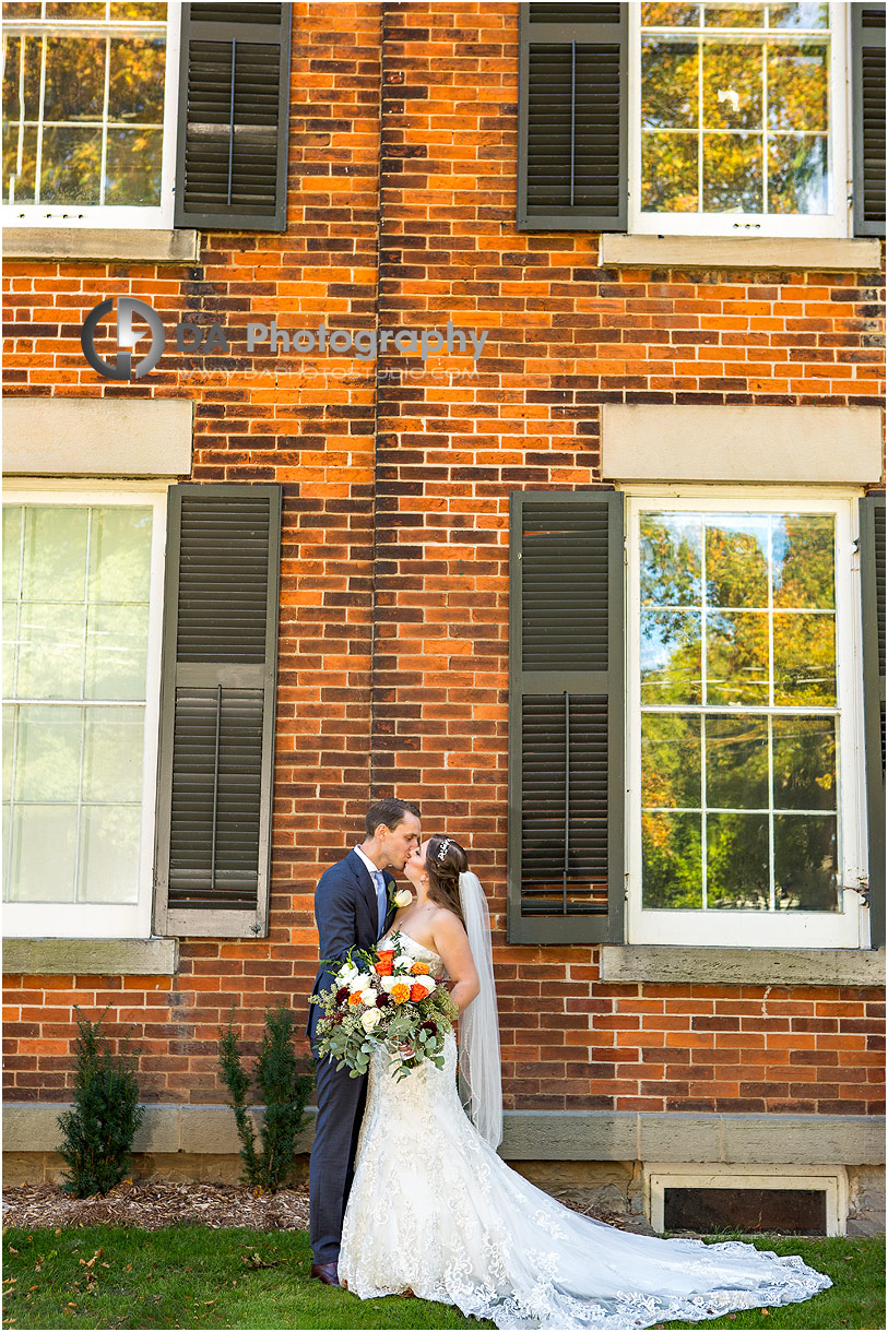 Outdoor Wedding at Oakville Museum