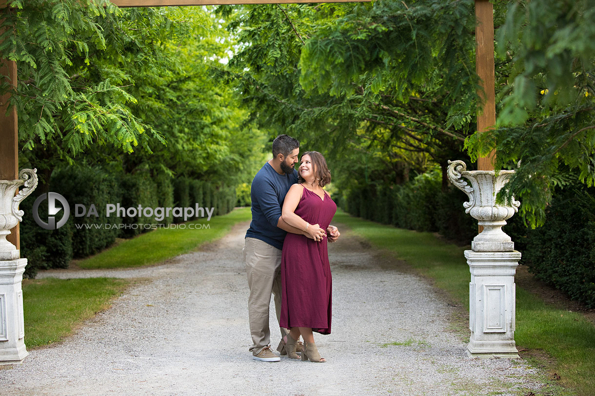 Best engagement photographer at Whistling Gardens