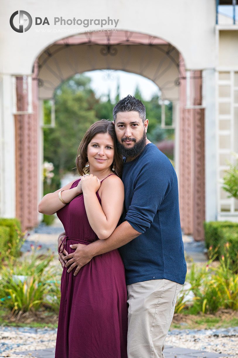 Wilsonville engagement photographer at Whistling Gardens