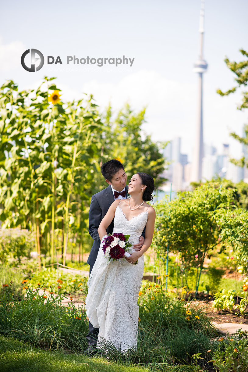 Wedding Pictures at Royal Canadian Yacht Club in Toronto