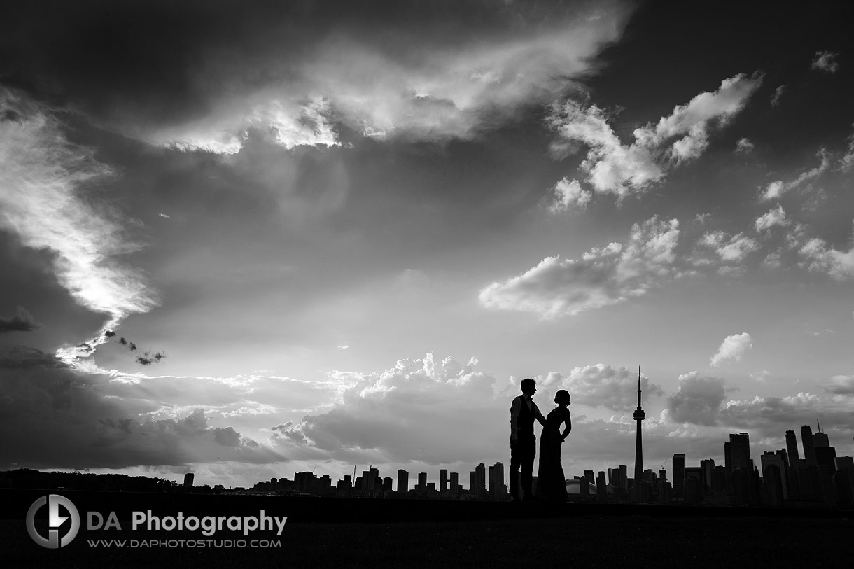 Nighttime wedding photos in Toronto