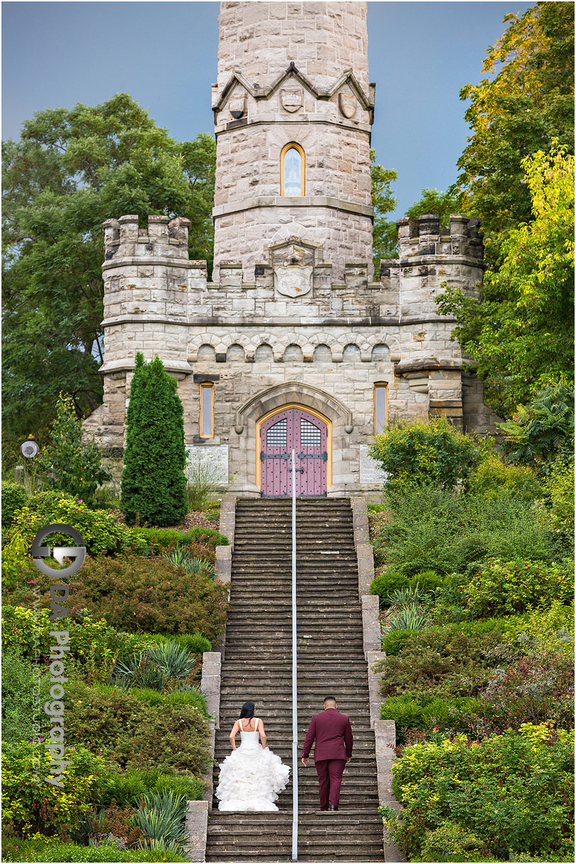 Creative wedding photos in Stoney Creek