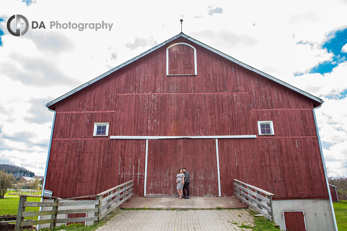 Best engagement photographer in Milton