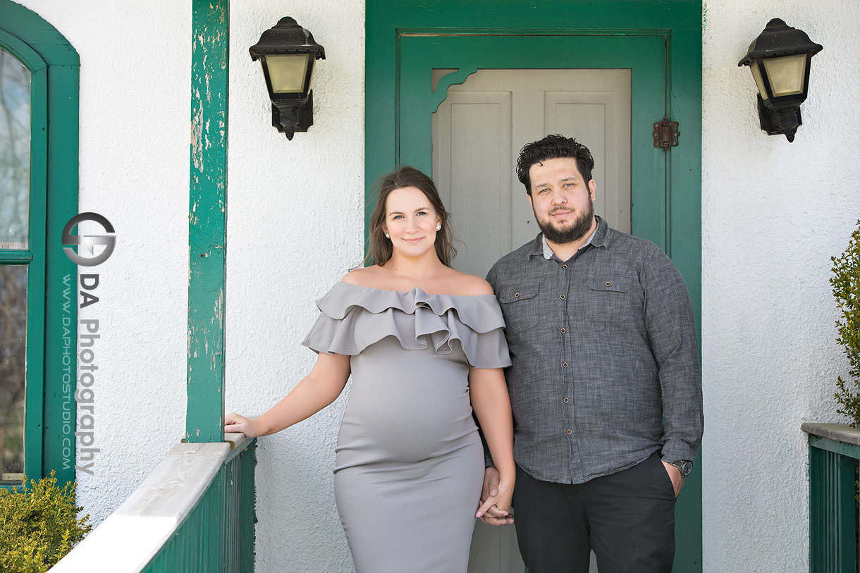 Maternity photo session at Country Heritage Park