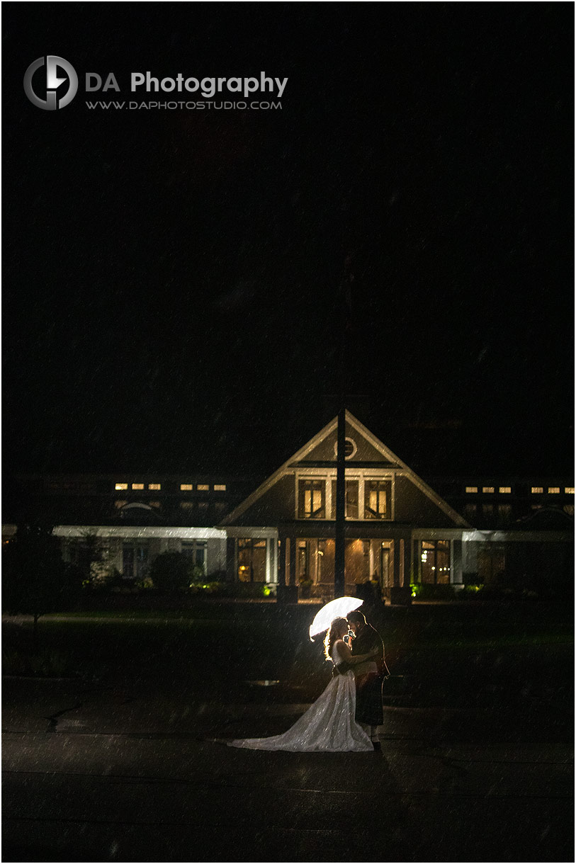 Timeless Wedding Photography Trends for nighttime photography