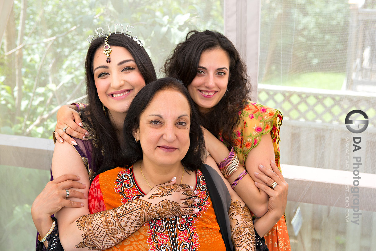 Henna wedding ceremony family photos