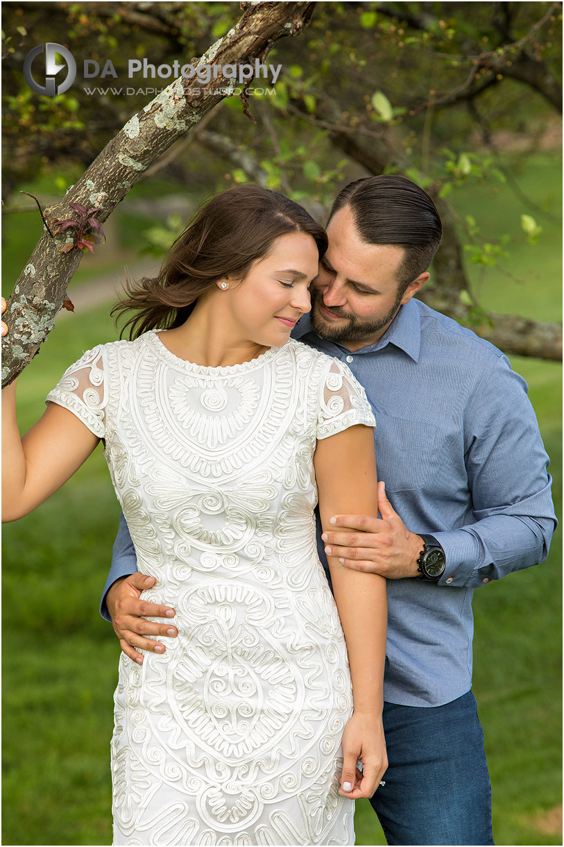 Engagement Pictures at Hamilton Golf Club in Ancaster