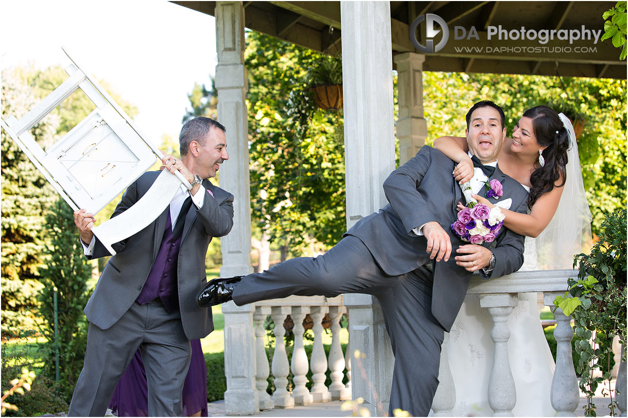 Fun Wedding Photographers in Caledon Fun Wedding Photographers in Caledon