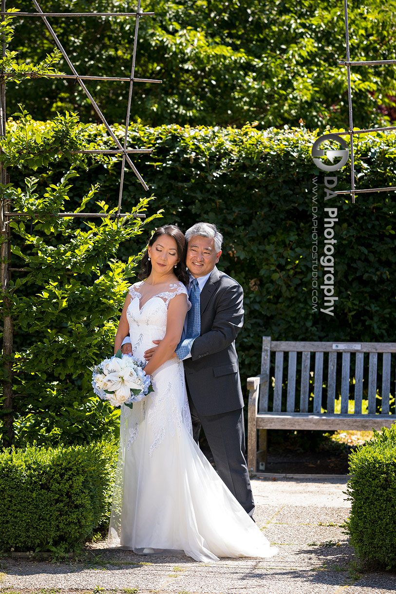 Garden wedding in Guelph