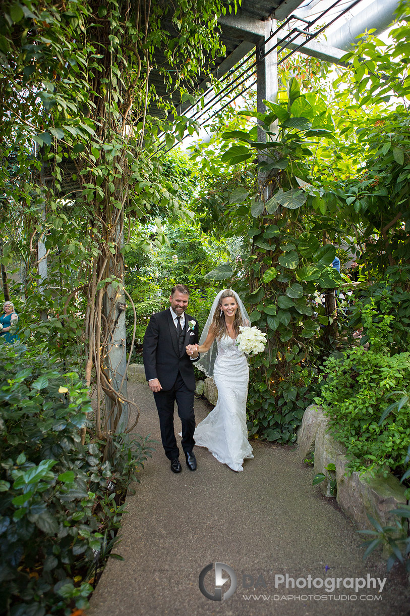 Intimate wedding in greenhouse