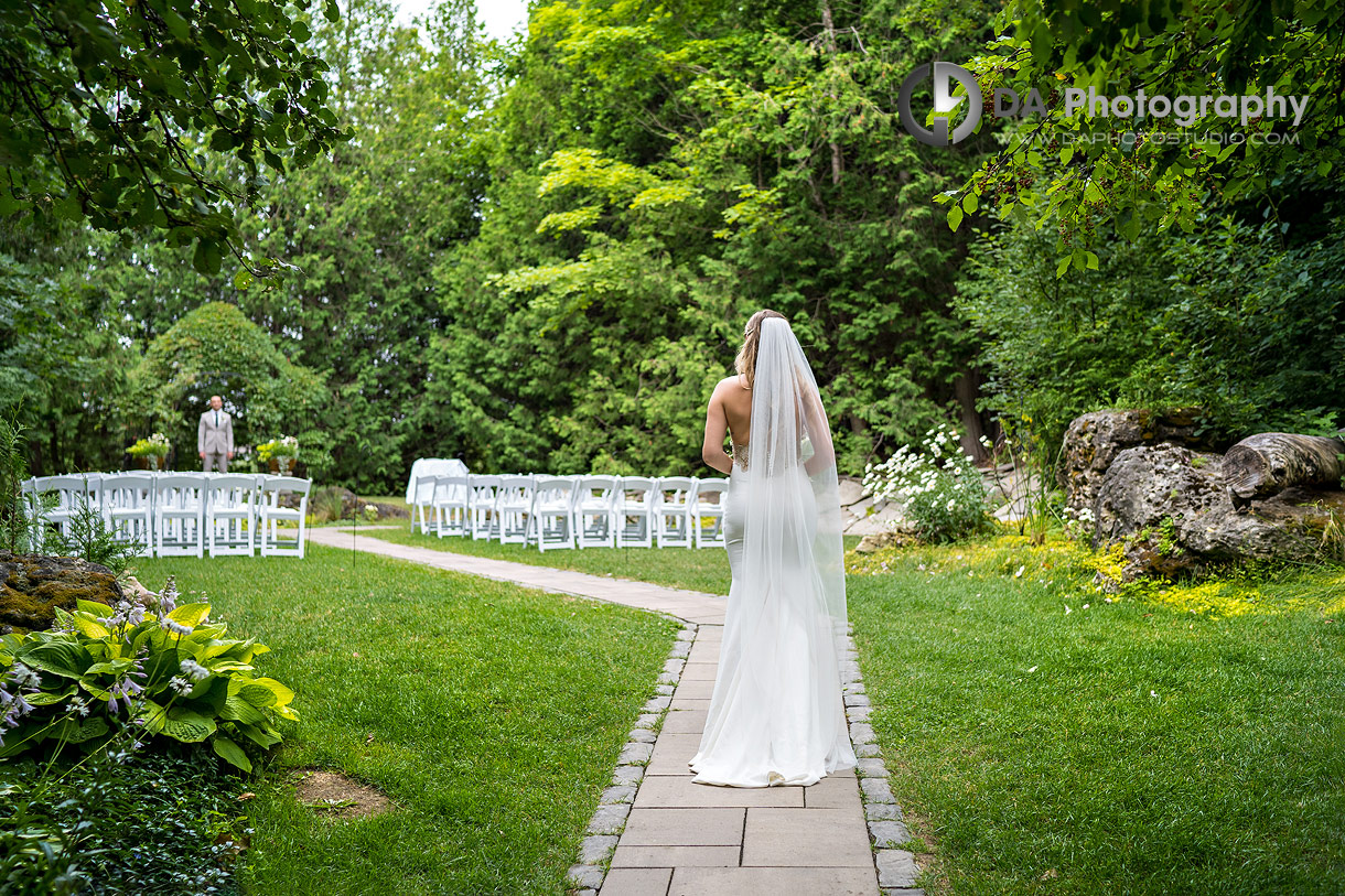 Bride and Groom at Millcroft Inn and Spa
