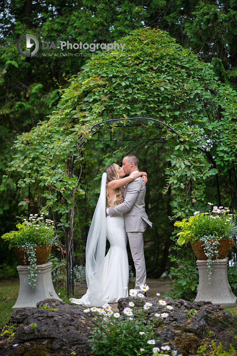 Outdoor wedding ceremonies at Vintage Hotels