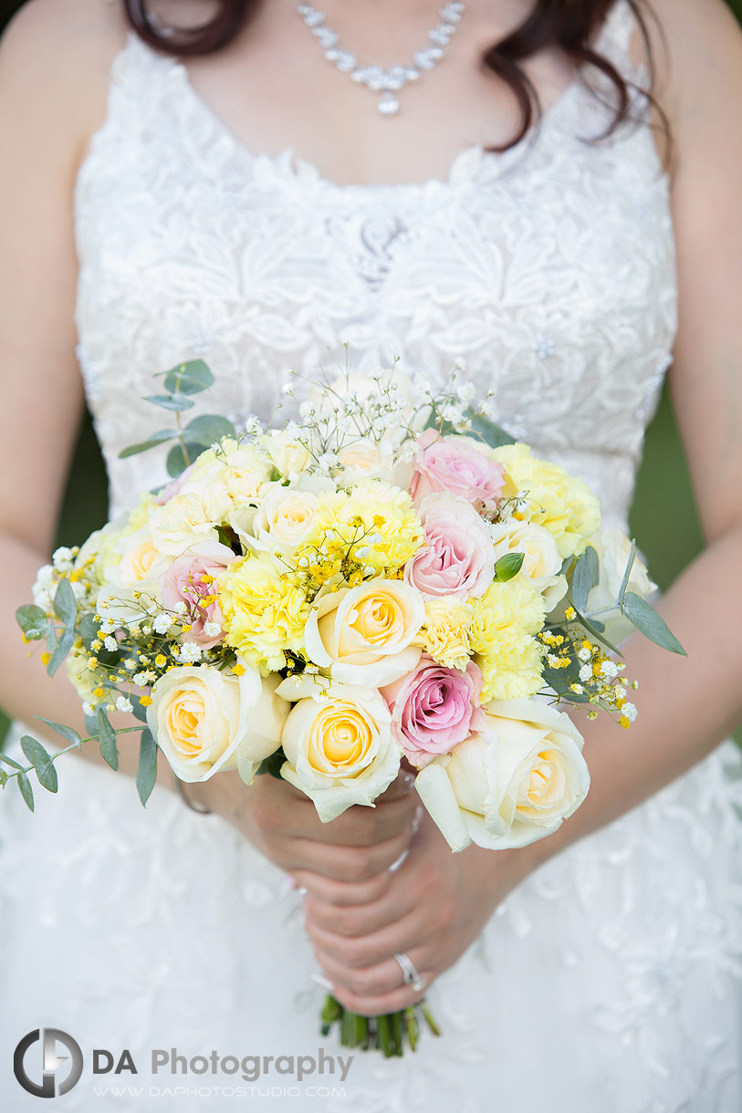 Wedding flowers at Tangle Creek