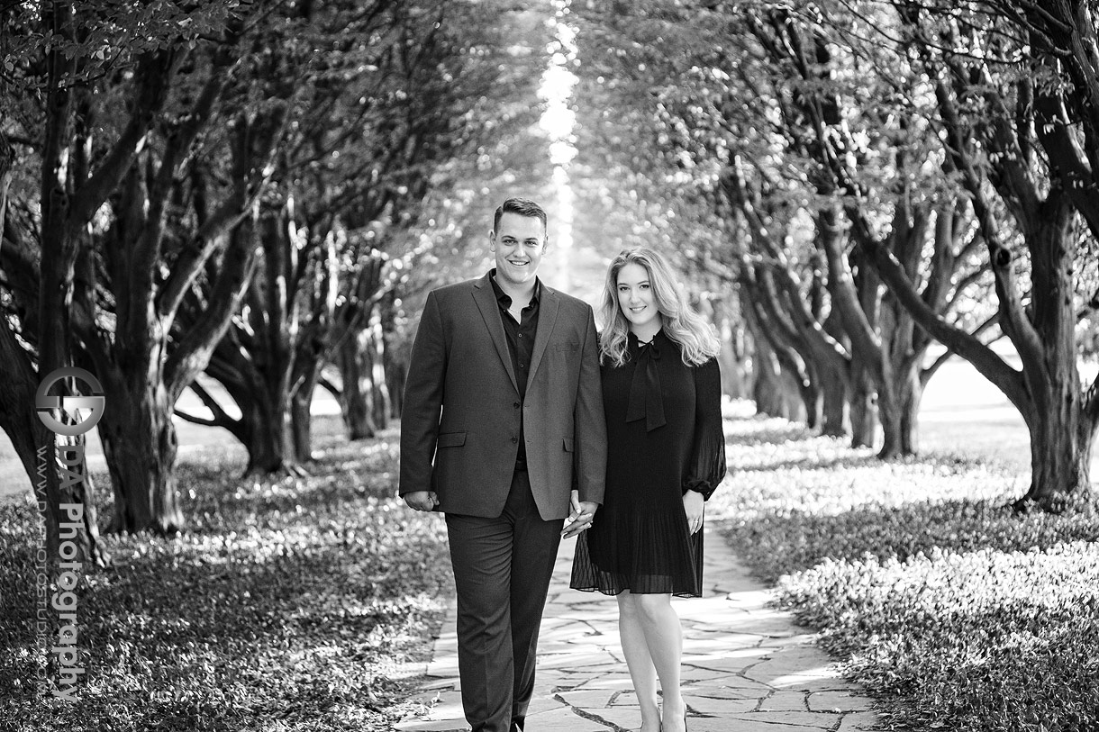 Engagement photography at Niagara Botanical Gardens