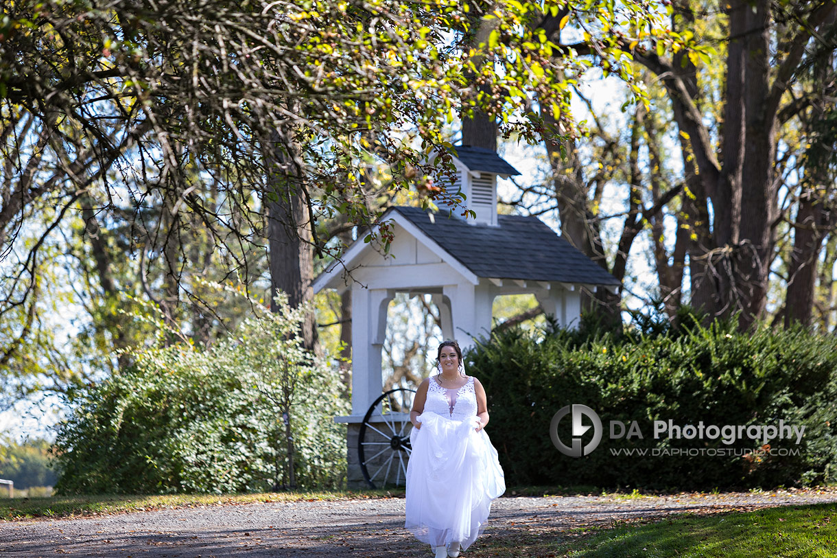 Bride wedding dress in Troy