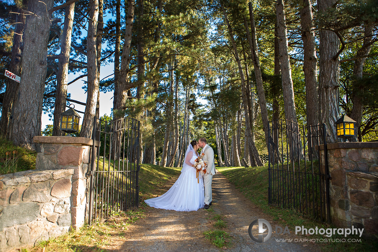 Bride and Groom in Troy