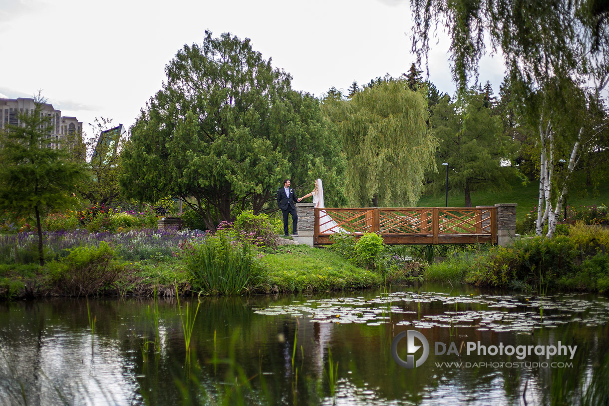 Bride and Groom at the bridge on a Humber Arboretum Wedding