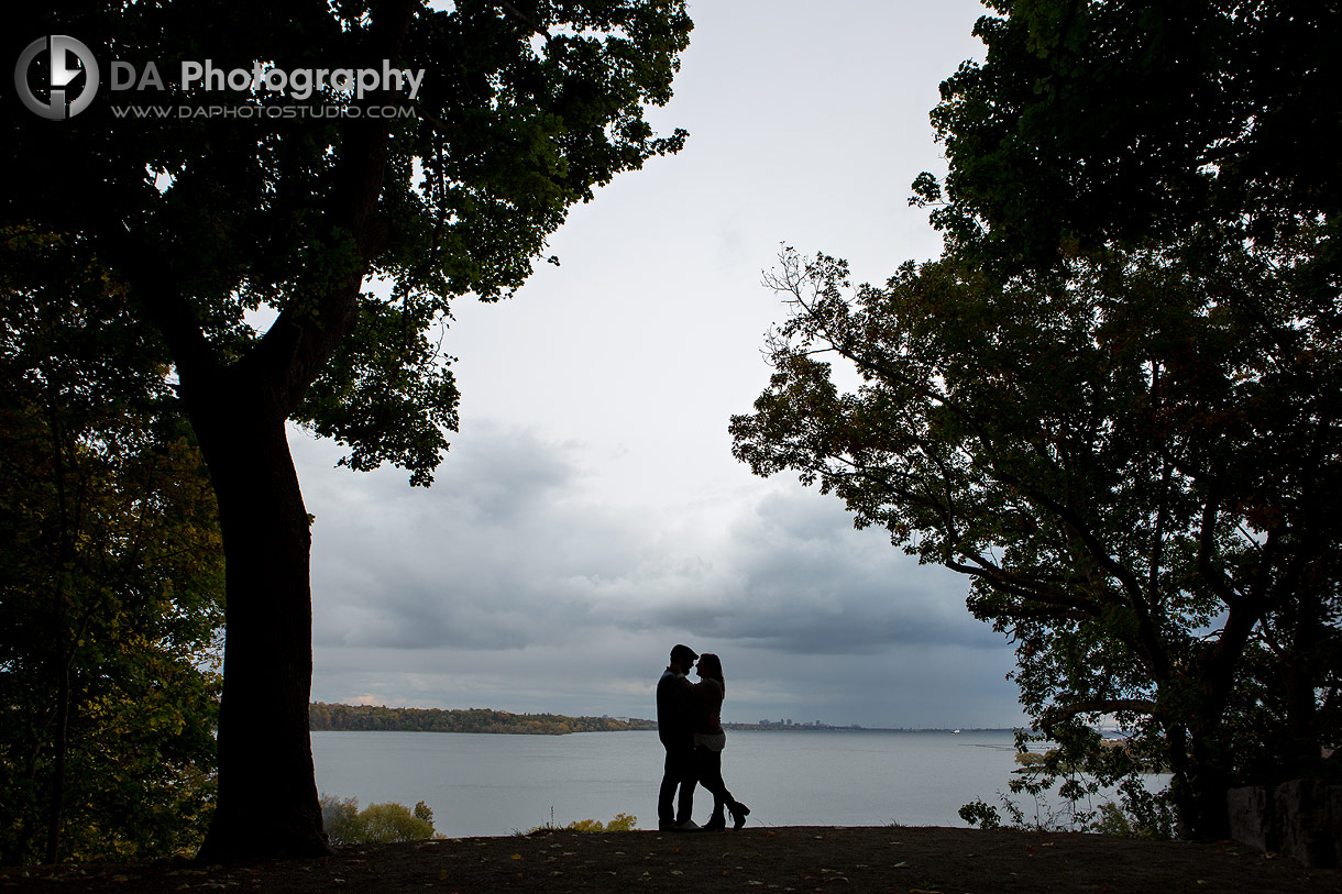 Silhouette of couple at the back of Dundurn Castle during engagement session