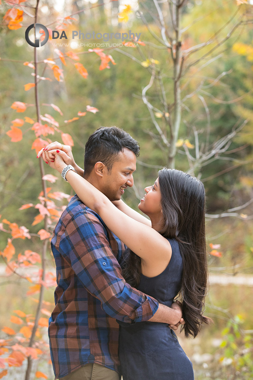 Engagement photographer in Caledon at Forks of the Credit