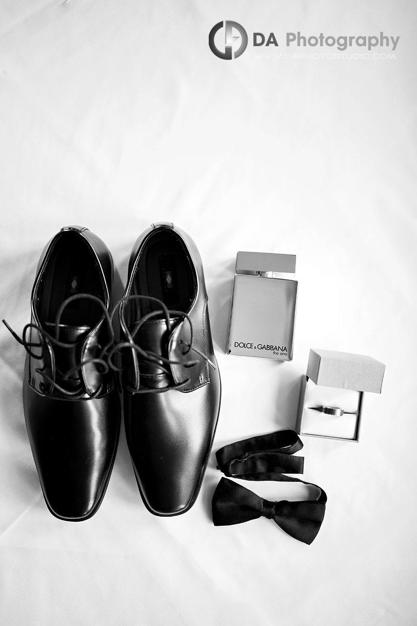 Lay-flat photo of a groom's accessories 