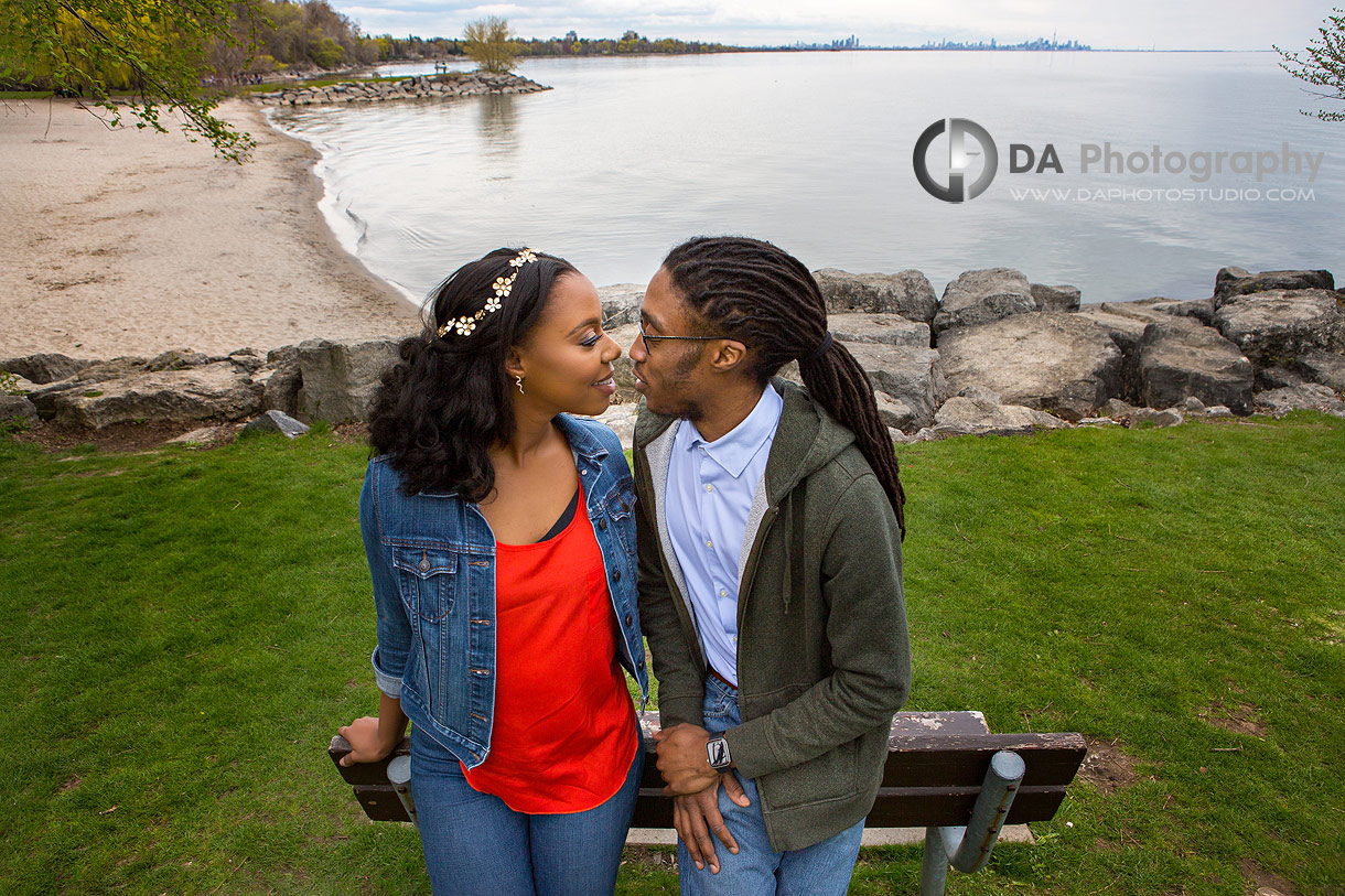 Photo of a couple by the beach in Mississauga