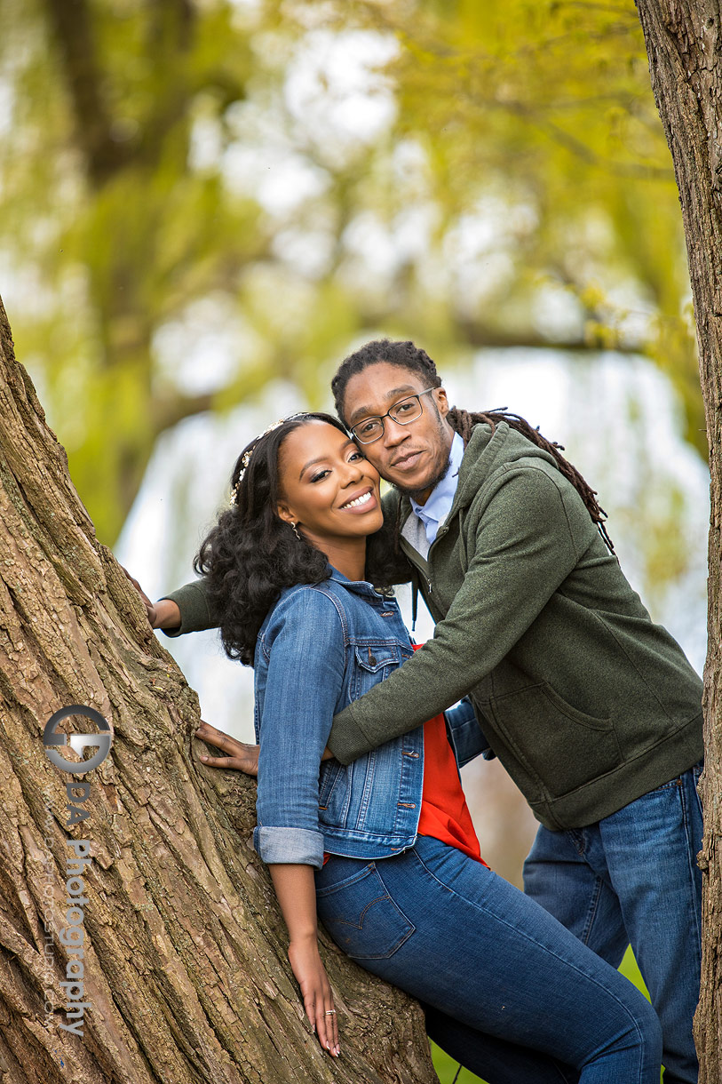 Top engagement photographer in Mississauga