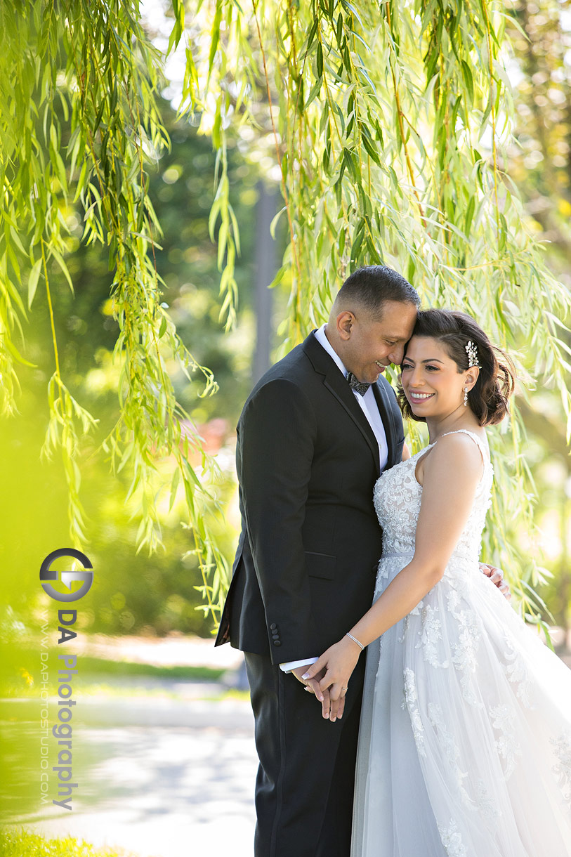 Wedding Pictures at Chinguacousy Park in Brampton
