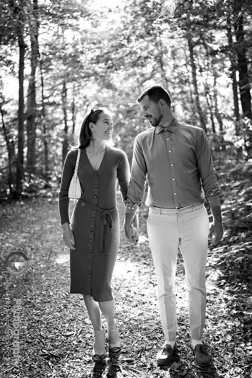 Mill Pond Engagement photographers in Milton